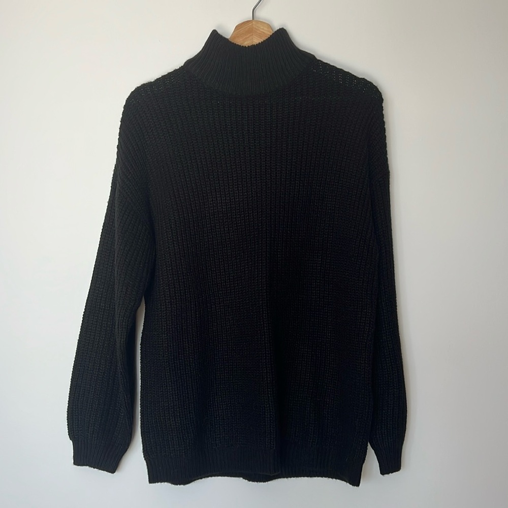H&M | Black Oversized Mock Neck Sweater